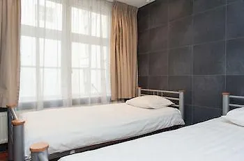ホテル Monnikenstraat *
