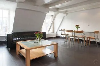 ホテル Monnikenstraat *
